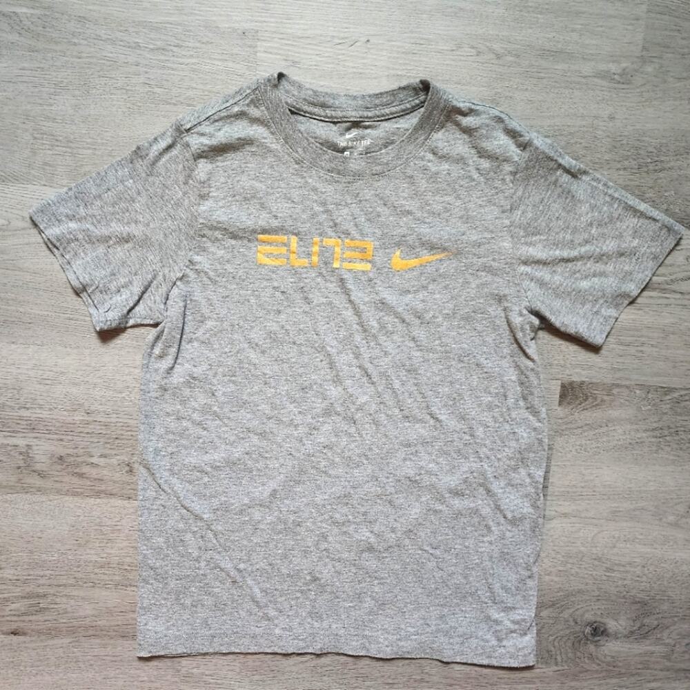 Nike Boy's Grey Short Sleeve Elite Logo Crewneck Pullover Casual T-Shirt Medium
